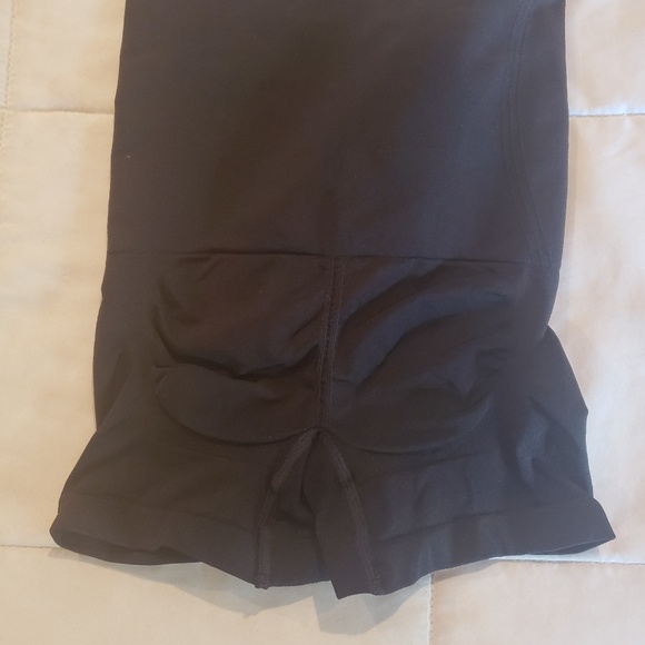 Shapewear - Picture 2 of 4